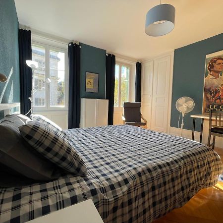 Le Locle : Bel Appartement Chaleureux Exteriör bild